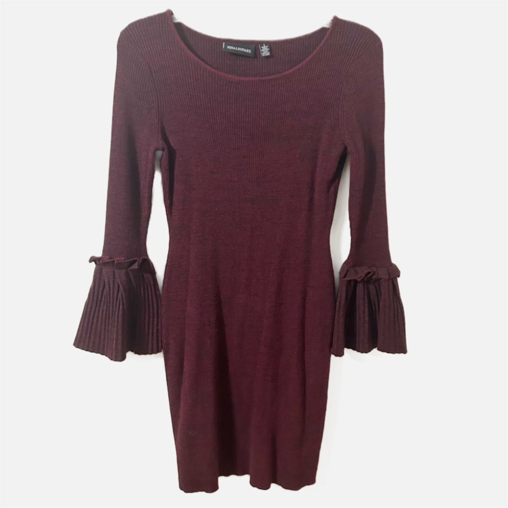 Nina Leonard Ribbed Knit Sheath Cut Sweater Dress Pleated 3/4-Length Bell Sleeve